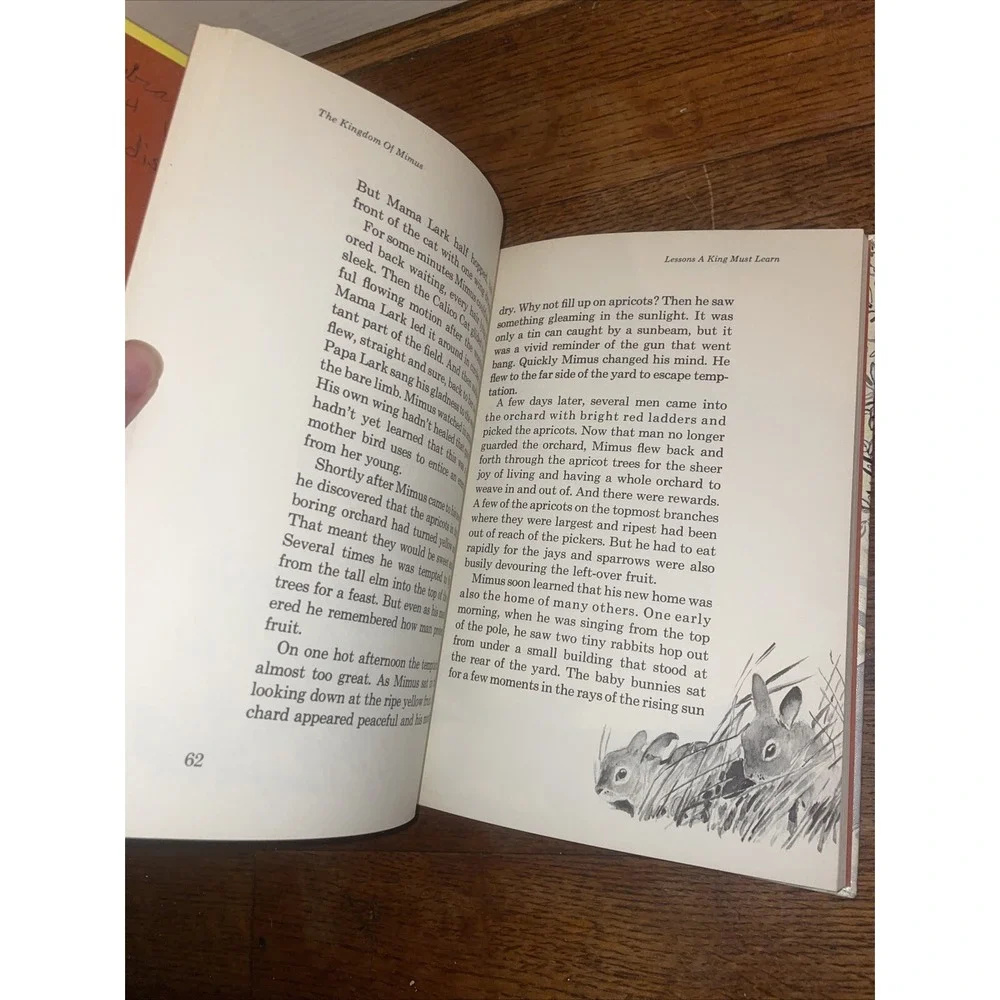 The Kingdom of Mimus:The Story of a Mockingbird by Marjorie Rankin Steurt (1964‎